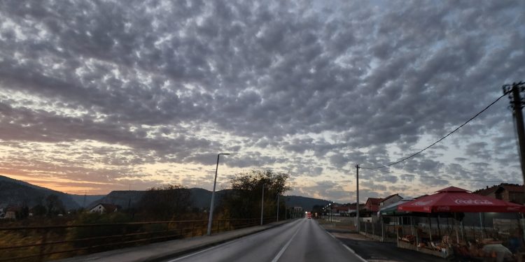 Danas u BiH oblačno vrijeme s kišom