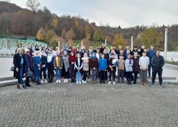 Učenici Prve osnovne škole Stolac posjetili Memorijalni centar Srebrenica-Potočari
