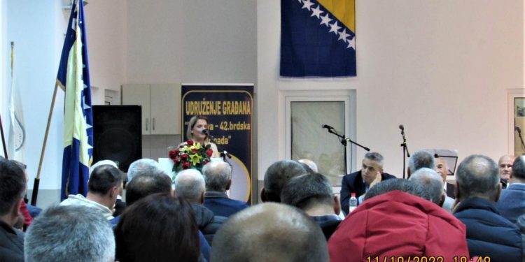Održana javna tribina “Uloga i značaj 4. Krpusa Armije Republike Bosne i Hercegovine u opstanku Bošnjaka”