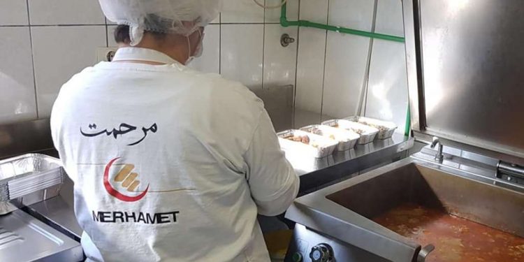 ‘Merhamet’ Švedske donirao 82.000 KM narodnim kuhinjama u BiH