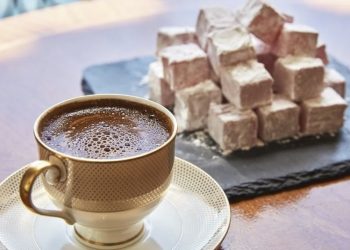 Neke osobe nikad ne bi smjele piti kafu, tvrde stručnjaci. Evo koje