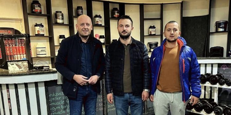 Bošnjački vijećnici donirali traku za trčanje Sportskom centru Stolac