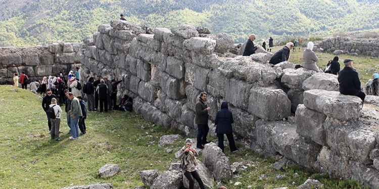 U BiH u novembru više od 200 hiljada noćenja turista, najduže boravili Iranci, Egipćani, Finci…