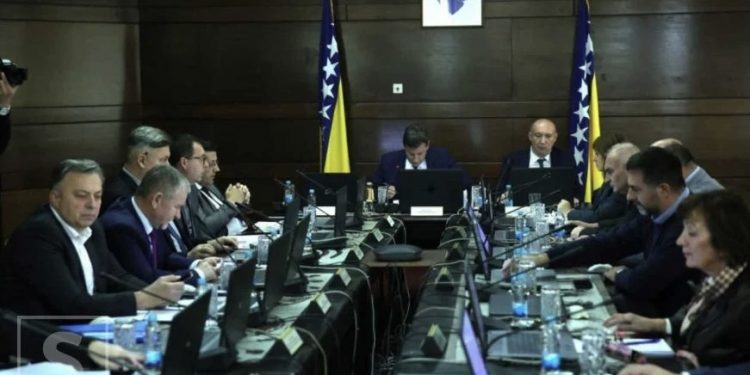 Vlada FBiH: Najniža plata u Federaciji povećana za 9,85 posto