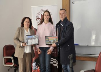 Univerzitet “Džemal Bijedić” Lani Pudar dodijelio besplatno školovanje