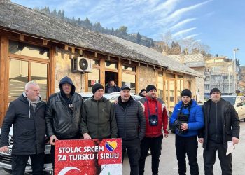 Grupa dobrovoljaca ispred Grada Stoca jutros je krenula za zemljotresima pogođene dijelove Turske