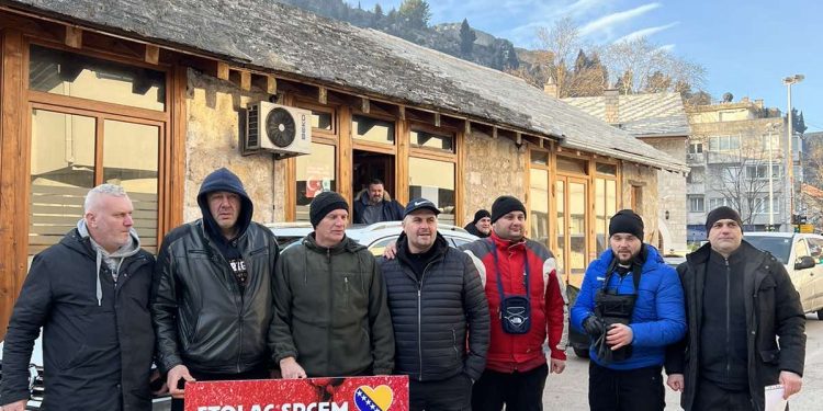 Grupa dobrovoljaca ispred Grada Stoca jutros je krenula za zemljotresima pogođene dijelove Turske
