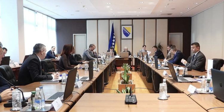 Vijeće ministara BiH danas o Nacrtu zakona o budžetu institucija BiH za 2023.