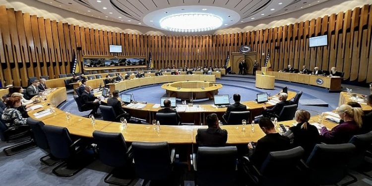 Usvojen državni budžet za 2023. godinu u iznosu od 1,3 milijarde KM
