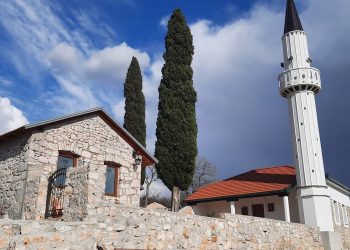 Stolac – Džamija Ošanjići