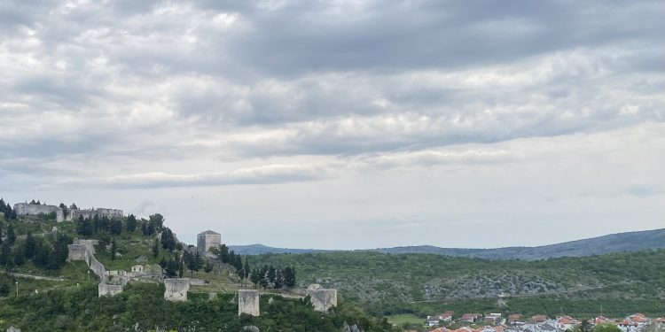 Danas oblačno vrijeme sa kišom i lokalnim pljuskovima