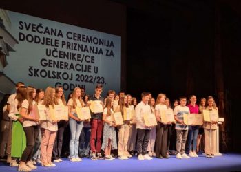 Dodijeljena priznanja najboljim učenicima u HNK