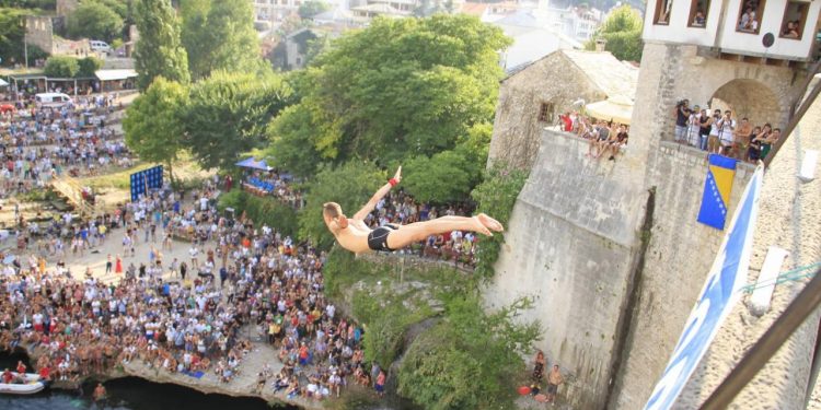 Sve spremno za skokove sa Starog mosta u Mostaru, dolazi oko 40 takmičara iz regiona