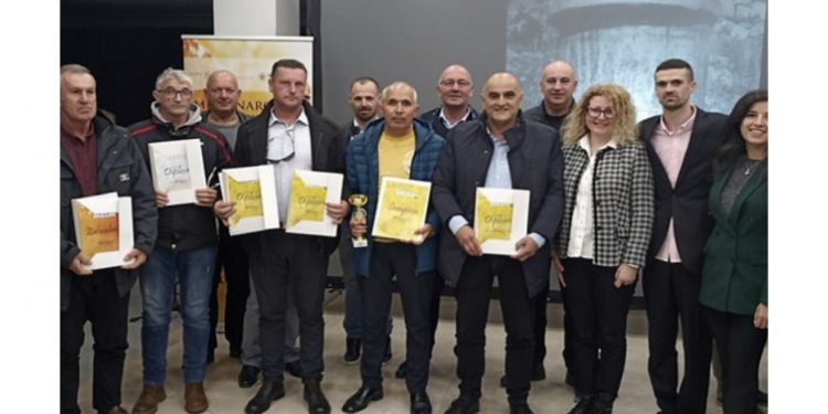 Obavijest članovima udruge pčelara Zanovijet Stolac