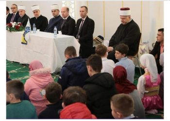 Kavazović: Važno je da naša djeca ostanu na ovim prostorima