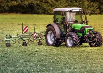 Javni poziv za dodjelu poljoprivrednih mašina i priključaka; plastenika i staklenika; građevinskog materijala za stajske objekte