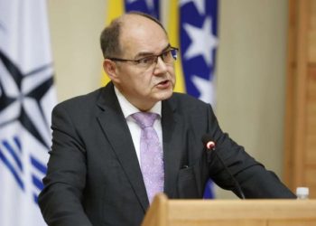 Christian Schmidt uskoro nameće izmjene Izbornog zakona
