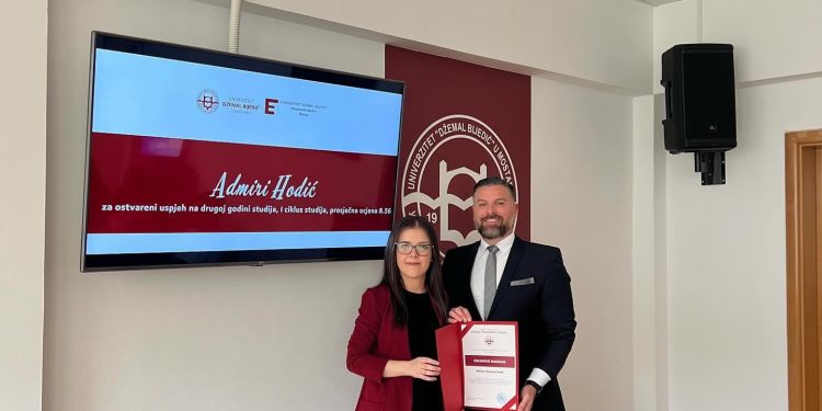 Admira Hodić iz Stoca dobitnica je Dekanove nagrade