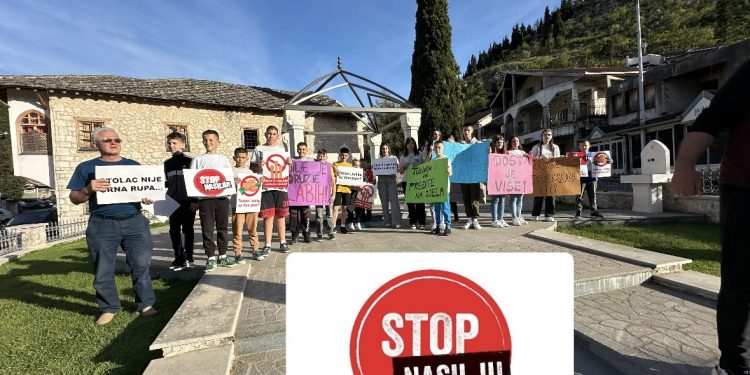 U Stocu održana protesna šetnja zbog napada na četvoricu Bošnjaka