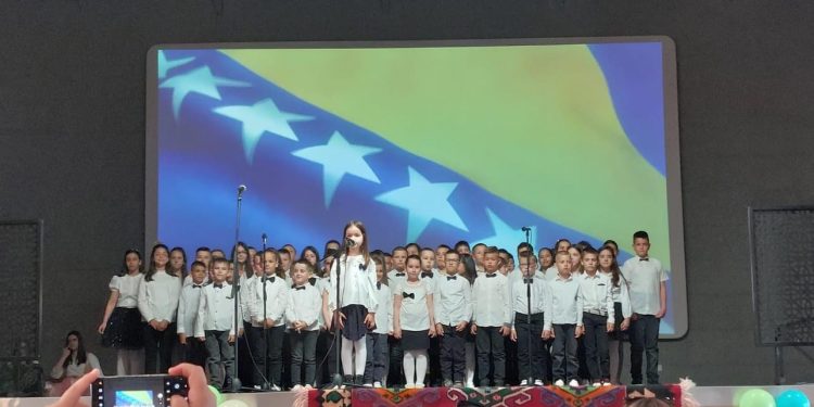U Stocu održana priredba u izvedbi učenika Prve osnovne škole Stolac