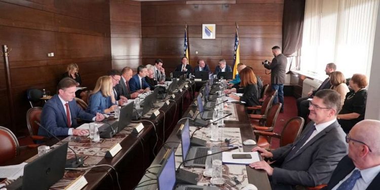 Vlada FBiH: Objavljen Javni poziv za projekte općina i gradova, za što je u Budžetu FBiH osigurano 50 miliona KM