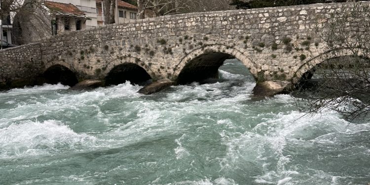 Snažan ciklon stiže preko Jadrana: Region se sprema za promjenu vremena