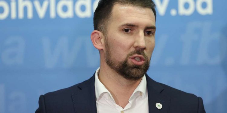 Neradni dani u FBiH 1. i 2. maj, Delić pozvao poslodavce da poštuju prava radnika