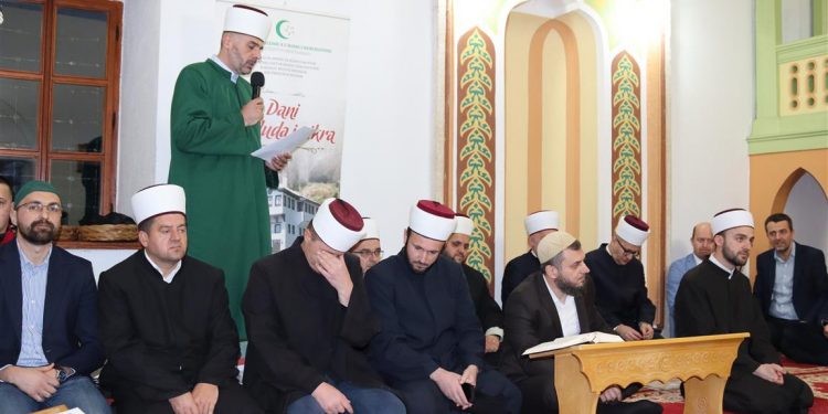 Hafiz Mehmed-ef. Kudić i dr. Salem-ef. Dedović otvorili manifestaciju Dani mevluda i zikra