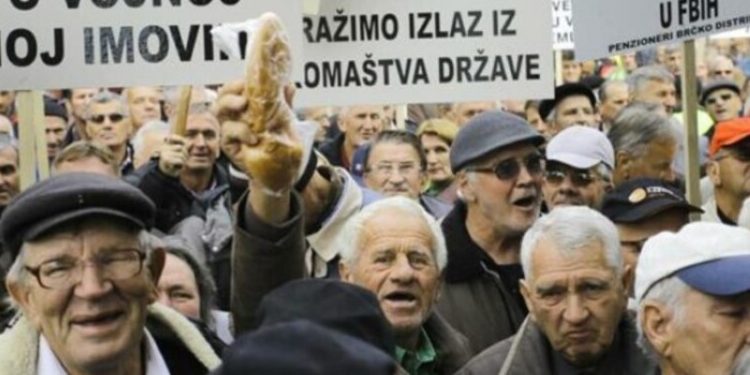 Penzioneri u FBiH najavljuju proteste ukoliko ne dođe do povećanja penzija