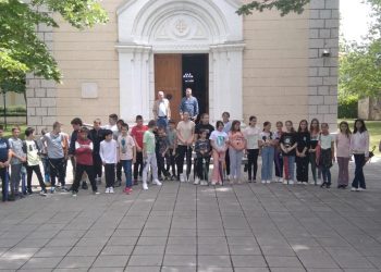 Islamska vjeronauka-Posjeta katoličkoj crkvi