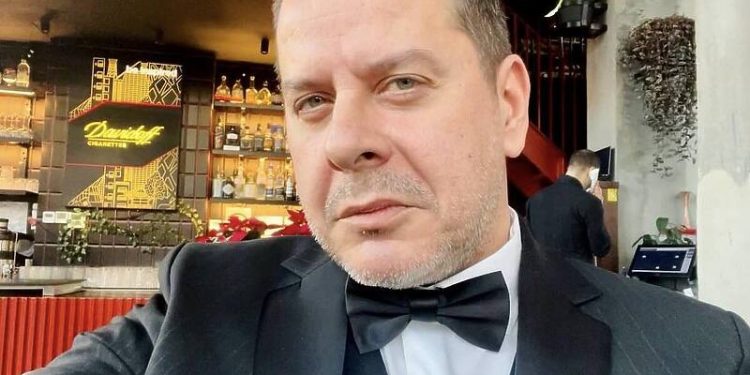 Vlado Georgiev o Rezoluciji u Srebrenici: “Na ovoj šaradi su glasali klovnovi, pajaci i marionete”