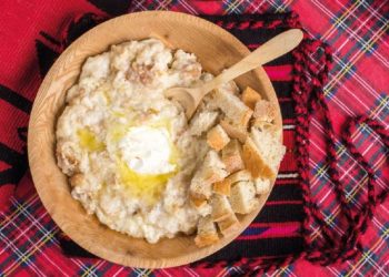 Znate li šta je popara? Donosimo vam recept za jelo koje se često pripremalo u prošlosti