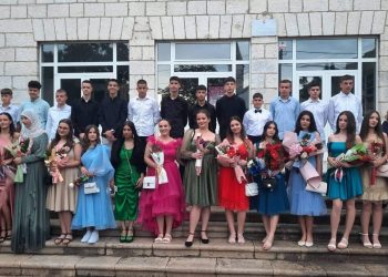 Prva osnovna škola Stolac- Ispraćaj generacije IX razreda
