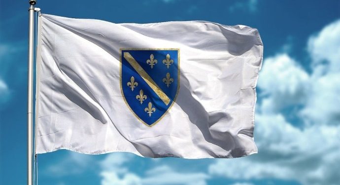 Šest ljiljana vezenih u zlatu: Koja je simbolika prve zastave Bosne i Hercegovine