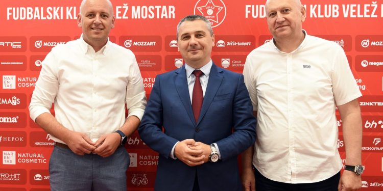 FEDERALNO MINISTARSTVO RASELJENIH OSOBA I IZBJEGLICA PODRŽALO FK VELEŽ