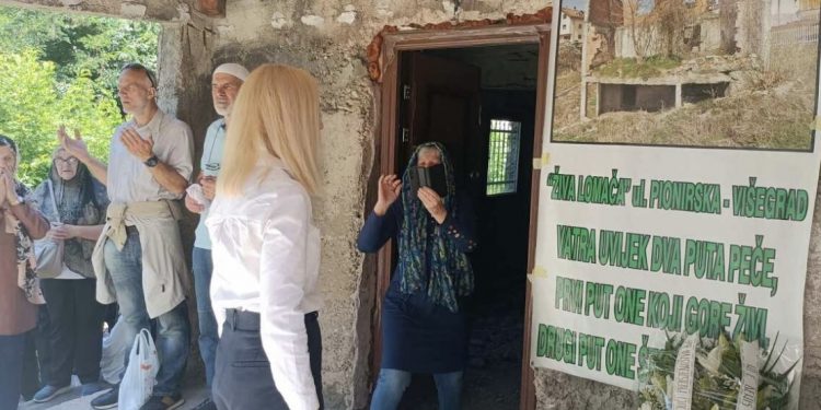 Godišnjica u Pionirskoj: Žive lomače u Višegradu su najsuroviji zločini počinjeni ikad u Evropi