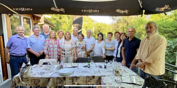 Generacija stolačkih gimnazijalaca proslavila 48. godišnjicu mature