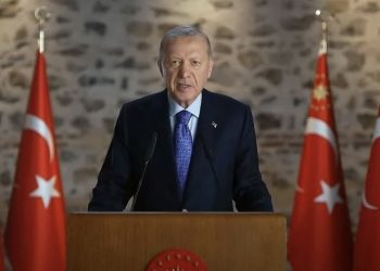 Erdogan citirao Aliju Izetbegovića i izrazio žaljenje zbog negiranja genocida u Srebrenici