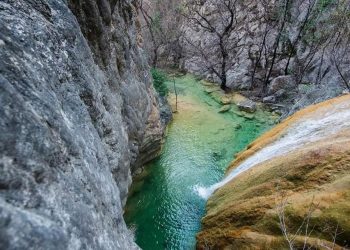 Mnogi će plaže Jadrana ovoga ljeta zamijeniti riječnim plažama u Hercegovini