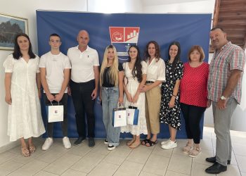 Gradonačelnik Bošković ugostio učenike generacije osnovnih i srednjih škola