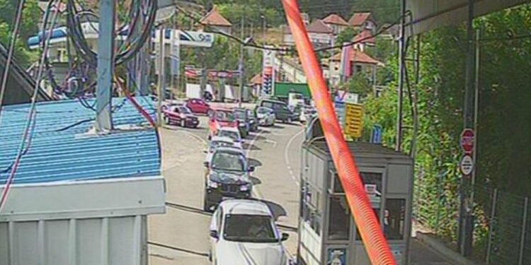 Naoružajte se strpljenjem – kolone vozila na čak sedam graničnih prelaza