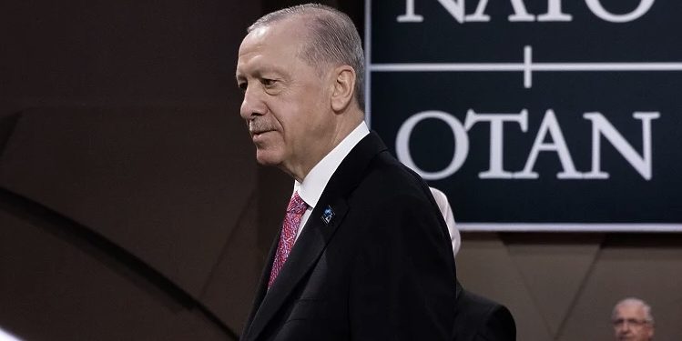 Erdogan: Cijeli svijet je gledao kako se genocidnom ubici aplaudira u američkom Kongresu
