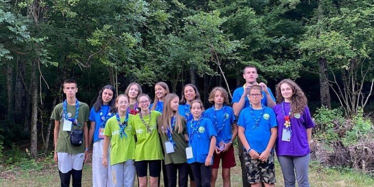 Odred izviđača “Bregava” boravio na Boračkom jezeru, na 3. Sajmu Saveza izviđača Bosne i Hercegovine