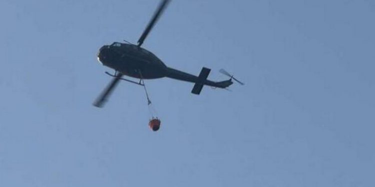 Helikopter Oružanih snaga BiH uspješno ugasio požar kod Mostara