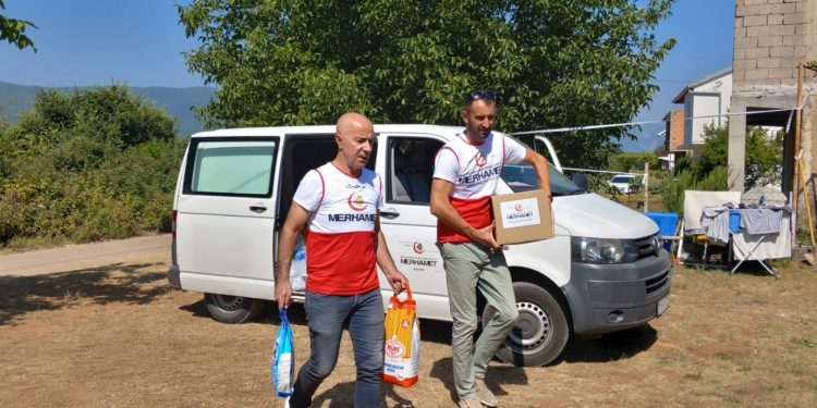 REGIONALNI ODBOR „MERHAMETA” MOSTAR PODIJELIO 400 PAKETA POMOĆI