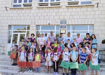 Udruženje Stočana Bregava-Tradicionalno već osmi put zaredom realizuje Projekat “Prvi dan u školi”