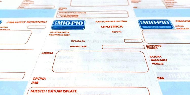 U četvrtak isplata penzija za august