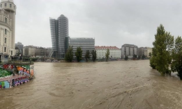 DRAMATIČNO U AUSTRIJI Sirene u Beču i Donjoj Austriji, poplavljene kuće, građani se evakuiraju