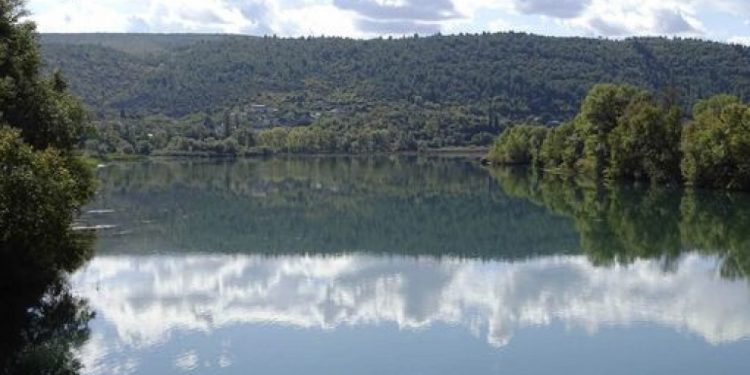 MORSKA VODA SVE DUBLJE PRODIRE U TOK RIJEKE NERETVE
