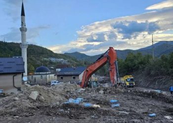 OCCZ HNK-a: Na području Jablanice nastavljeni radovi na raščišćavanju putnih komunikacija